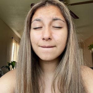 Meet your Posher, Briana